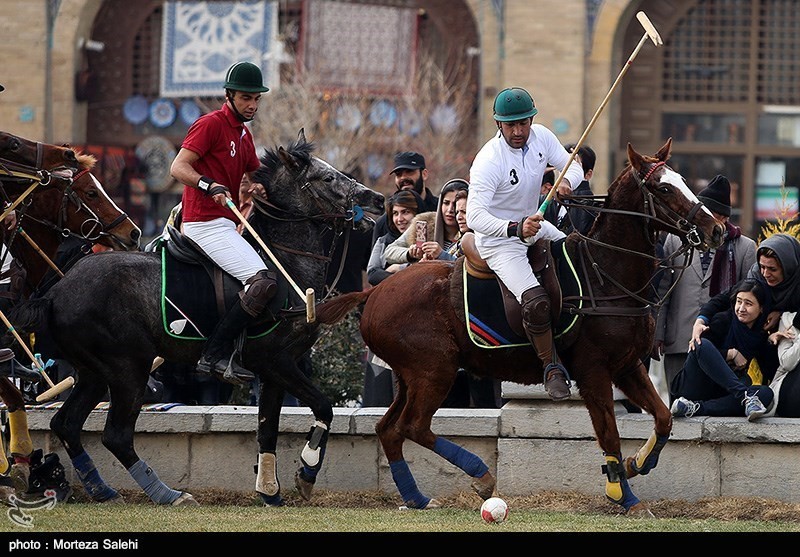 Конное поло в Исфахане, Иран